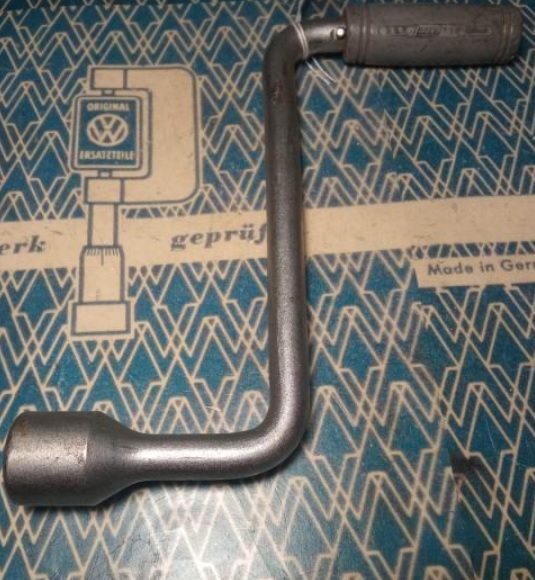 Kit de herramientas Volkswagen Hazet 2576 anterior a 1965 de la década de  1950 a 1960, alicates para anillos de pistón de herramientas especiales,  desafortunadamente han sido alterados -  España