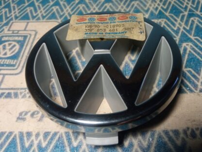 NOS VW budge