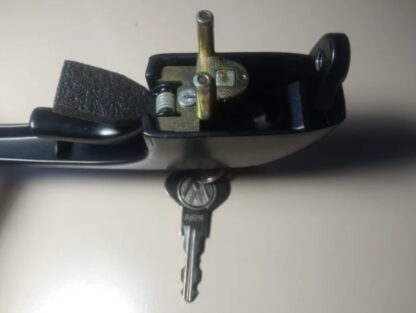 NOS door handle - Image 2