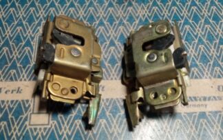 NOS front door lock mechanism left and right 849837015A 849837016A