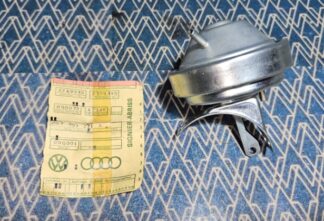 NOS vacuum 067905271A 067 905 271A