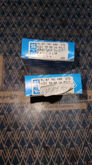 NOS 030105701G  main bearing set