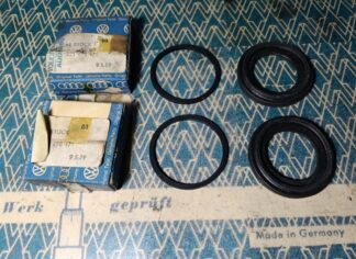 NOS disc brake caliper repair kit 321698471 321 698 471