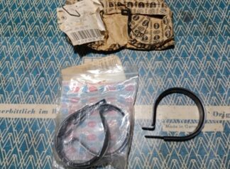 NOS pipe clamp 357253143C 357 253 143C