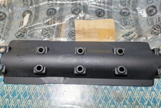 NOS cylinder head cover 026103647 026 103 647
