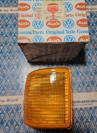 NOS Audi turn light 811953050C 811 953 050C