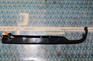 NOS Audi 80 headlight trim 811853835B 811 853 835B left