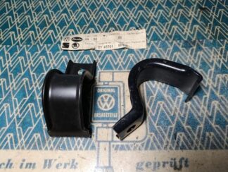 NOS rear anti roll bar inner clamp 171511417 171 511 417