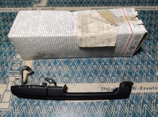 NOS rear right door handle 357839206 357 839 206