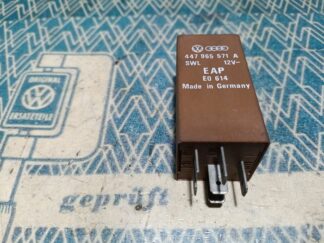 Auxiliary water pump relay 447965571A 447 965 571A
