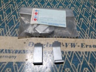 NOS leaf spring 443809931 443 809 931