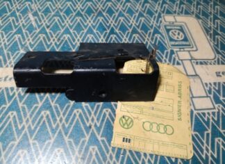 NOS front right door lock panel 171831350 171 831 350