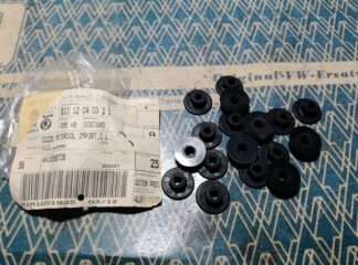 NOS clip nut wheel 441955973B 441 955 973B
