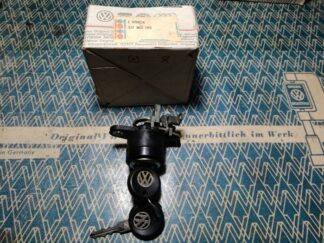 NOS trunk lock cylinder with keys 327862055