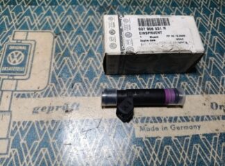 NOS fuel injector 037906031R
