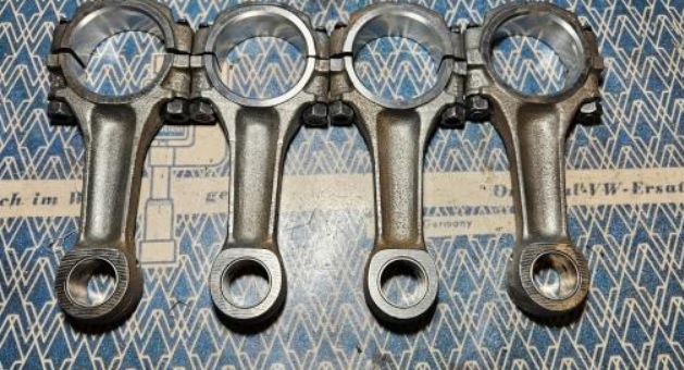NOS connecting rod set 2L 039401039